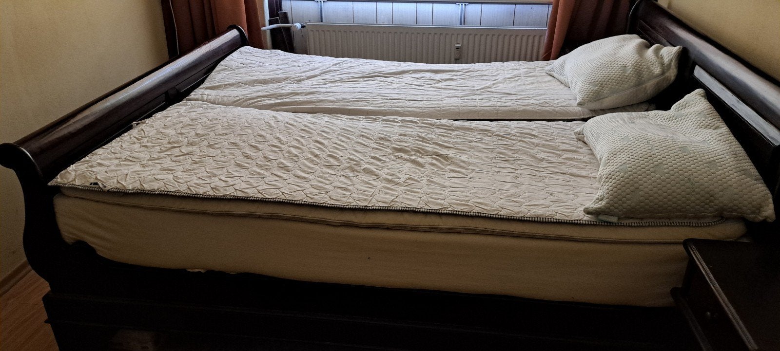 H.S. Furni Massief Koloniaal Bed 160x200 met 2 Nachtkastjes, Ophalen, Tweepersoons, Hout, 160 cm
