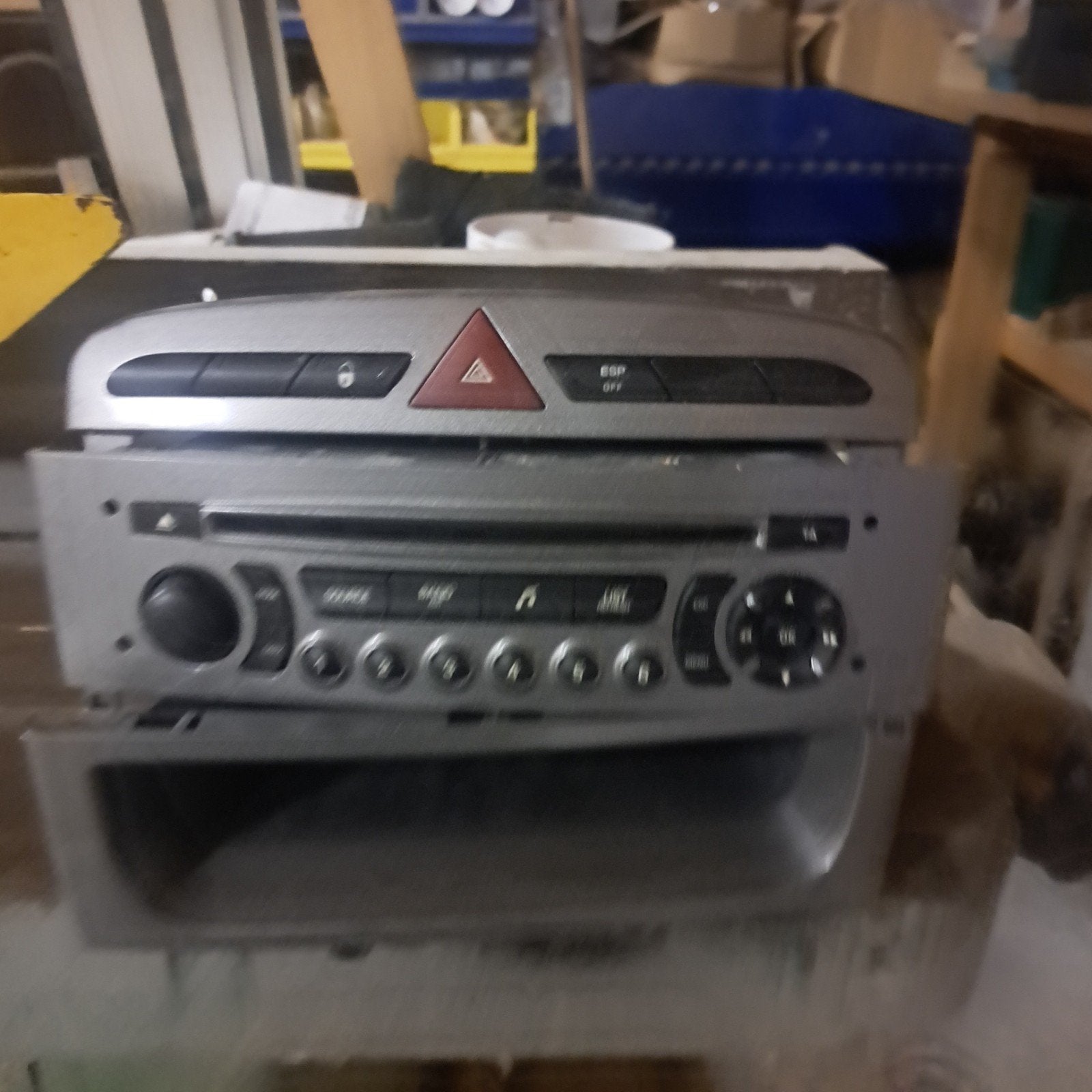 Auto radio peugeot 308, Auto diversen, Ophalen of Verzenden, Gebruikt