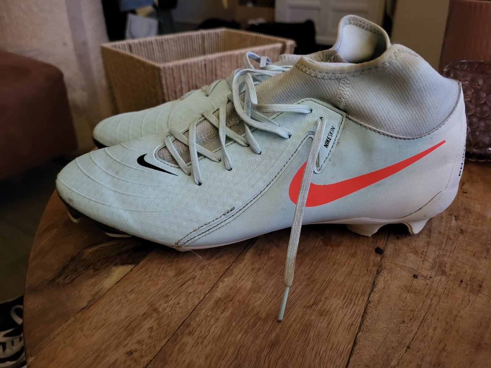 Nike Phantom Luna voetbalschoenen maat 44, Ophalen of Verzenden, Zo goed als nieuw