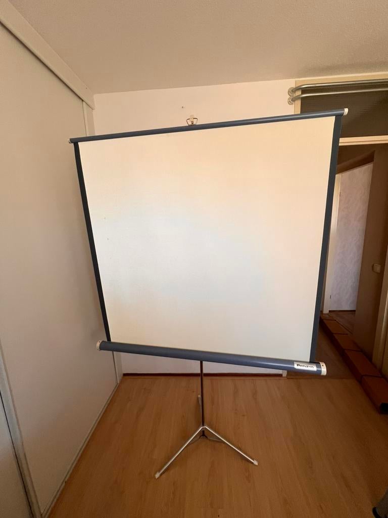 Projectie scherm, Ophalen, Zo goed als nieuw