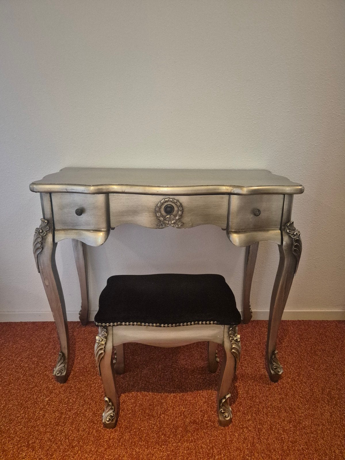 Goud gelakte kaptafel met krukje, Huis en Inrichting, Tafels | Kaptafels, Ophalen, Gebruikt, Klassiek, 50 tot 100 cm