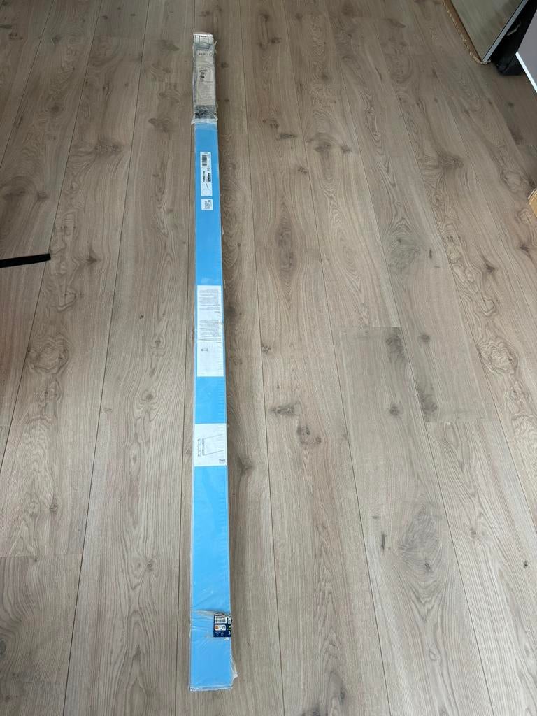 Keuken plinten 3 stuks 220 bij 8 cm, WIT, nieuw verpakking, Ophalen, Zo goed als nieuw, Mdf, 200 tot 250 cm