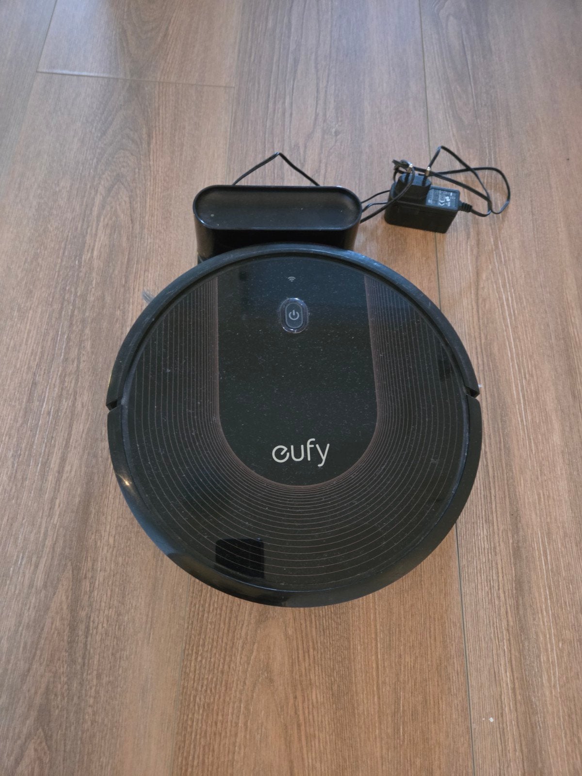 Eufy Robovac 30c robotstofzuiger met laadstation, Ophalen of Verzenden