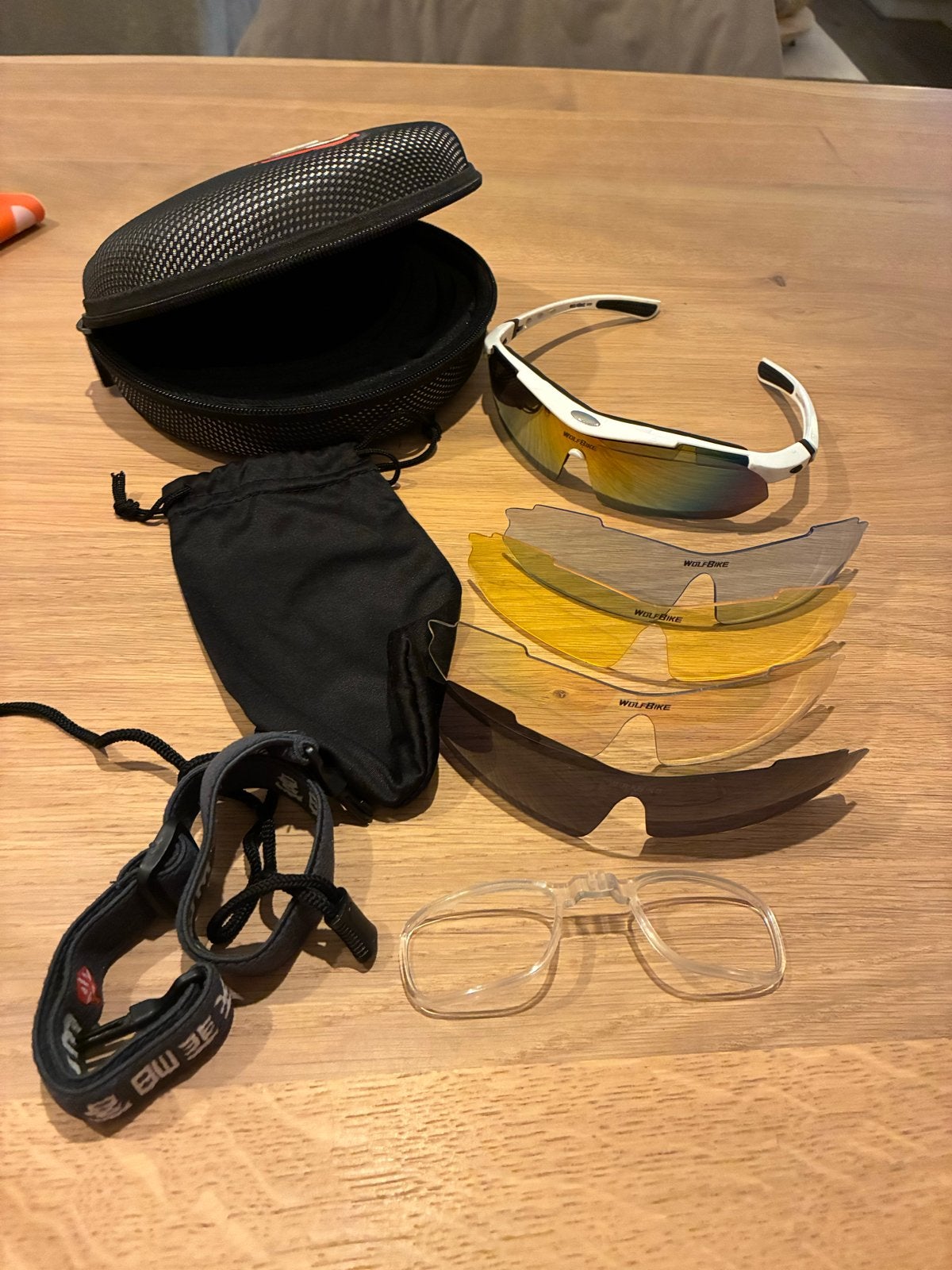 WOLFBIKE Fietsbril met verwisselbare lenzen en accessoires, Ophalen of Verzenden, Zo goed als nieuw, Overige maten, Heer of Dame