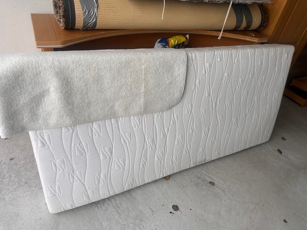 Matras 90 x 200, Huis en Inrichting, Slaapkamer | Matrassen en Bedbodems, Ophalen, 90 cm, Eenpersoons, Zo goed als nieuw