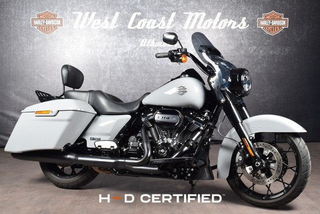 Harley-Davidson FLHRXS Road King Special (bj 2024), Handvatverwarming, Laan van Vreedenoord 33
2289 DA  RIJSWIJK, Bedrijf, Info@westcoastmotors.nl
