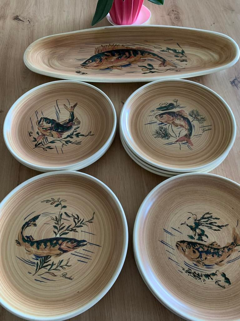 Sarregeumines Granville 13 dl frans majolica visservies, Antiek en Kunst, Antiek | Keramiek en Aardewerk, Ophalen