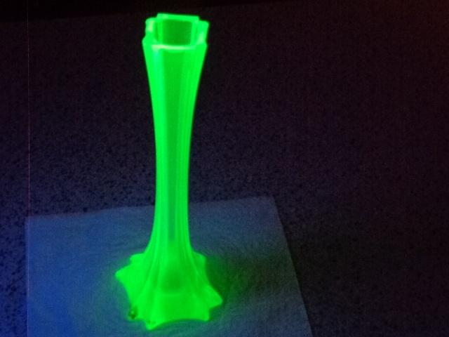 Uranium Glas Halsvaas, Antiek en Kunst, Antiek | Glas en Kristal, Ophalen of Verzenden