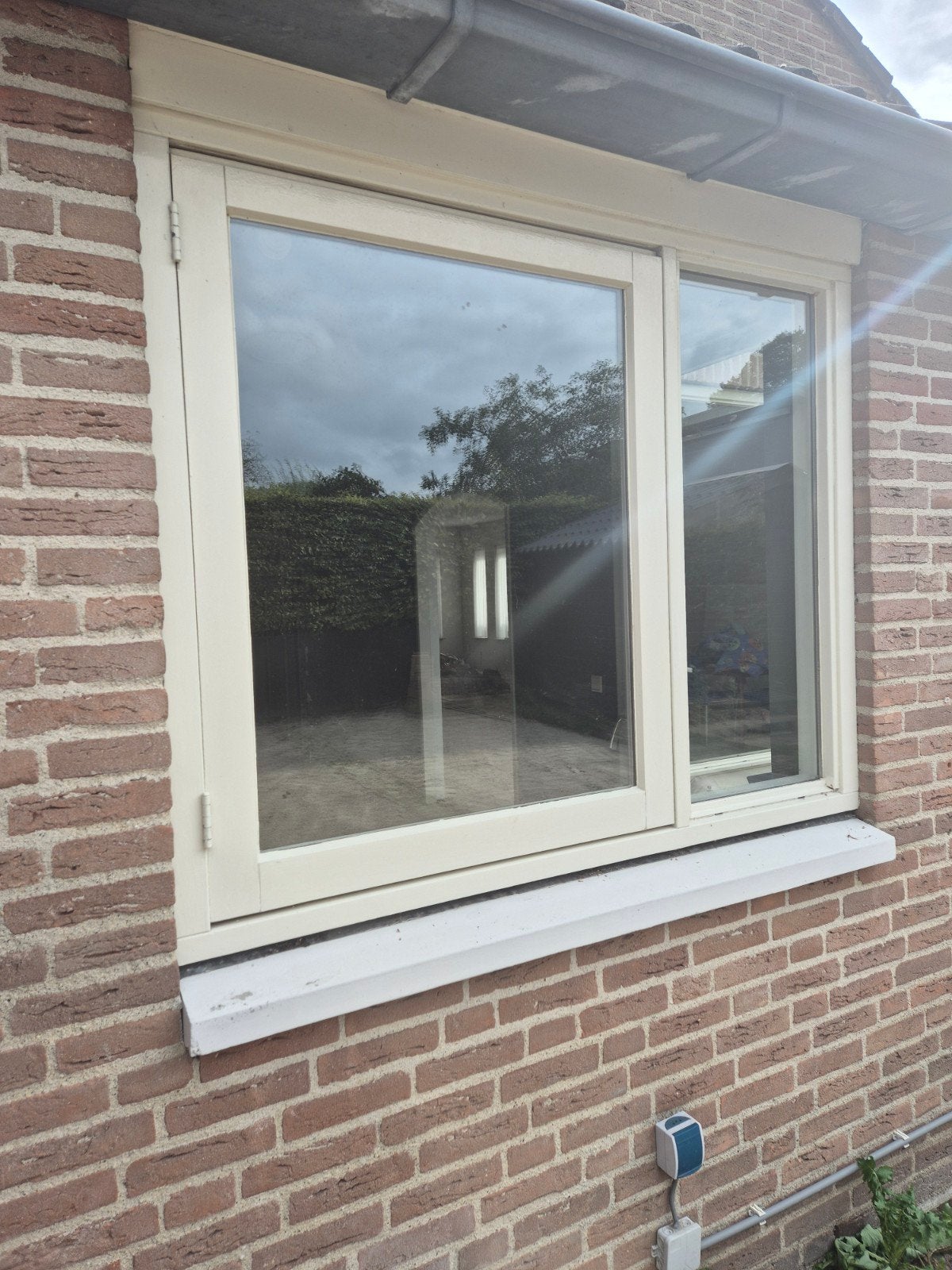 Hardhouten kozijn met dubbel glas en draairaam, Ophalen, Gevelraam of Ruit, Gebruikt, 120 tot 160 cm