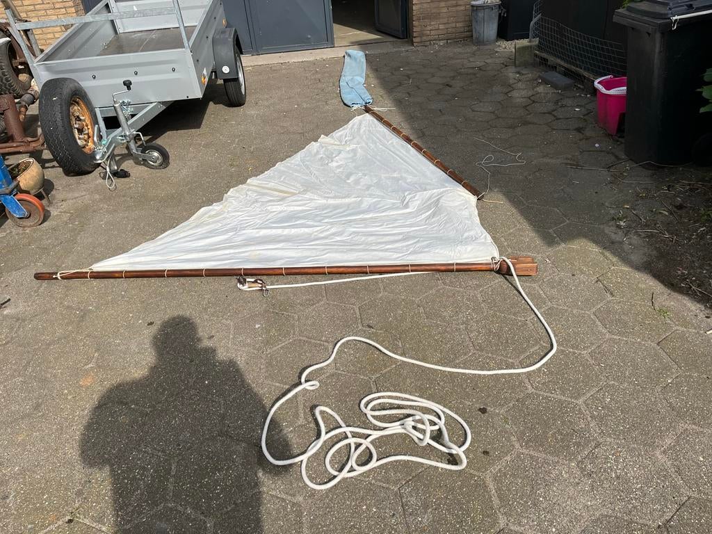 Zeiltuig  voor klein zeilbootje jolletje incl giek en gaffel, Watersport en Boten, Zeilen en Zeiltoebehoren, Minder dan 3 meter