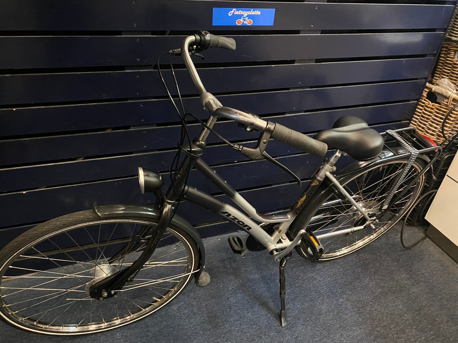 Net azor jersey N7 handrem laag maat 45cm 28 inch / gazelle, Versnellingen, Zo goed als nieuw, Minder dan 47 cm, Ophalen