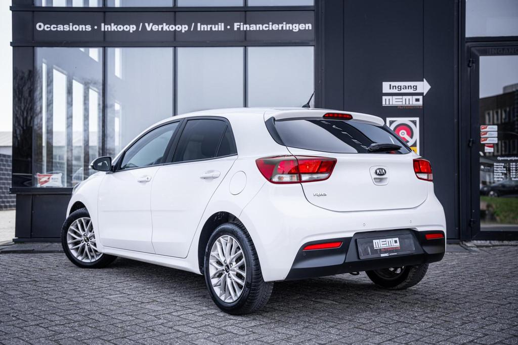 Kia Rio 1.2 CVVT ComfortLine*AIRCO*BLUETOOTH*STOELVERWARMING, 1027 kg, Gebruikt, 4 cilinders, Elektrische ramen