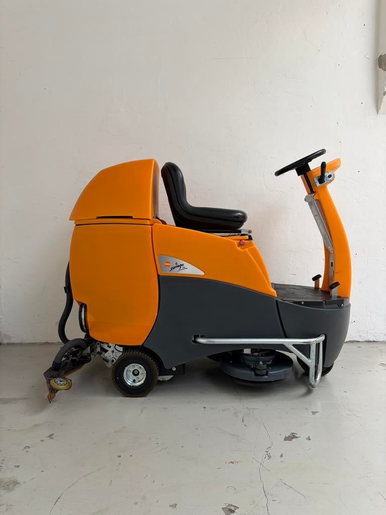 Schrobmachine | Taski Swingo 2500 | Nieuw accupakket, Ophalen of Verzenden, Gebruikt, Schrobmachine