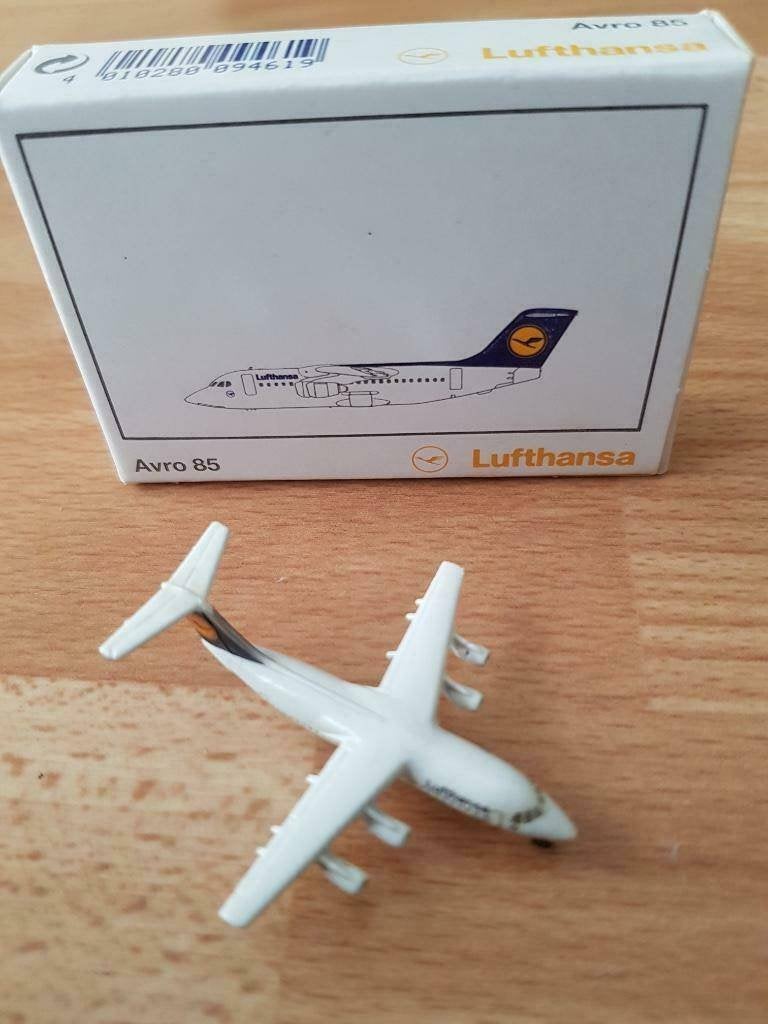 Schabak 1:600 Lufthansa Avro RJ85 vliegtuig model!, Ophalen of Verzenden, Zo goed als nieuw, Schaalmodel