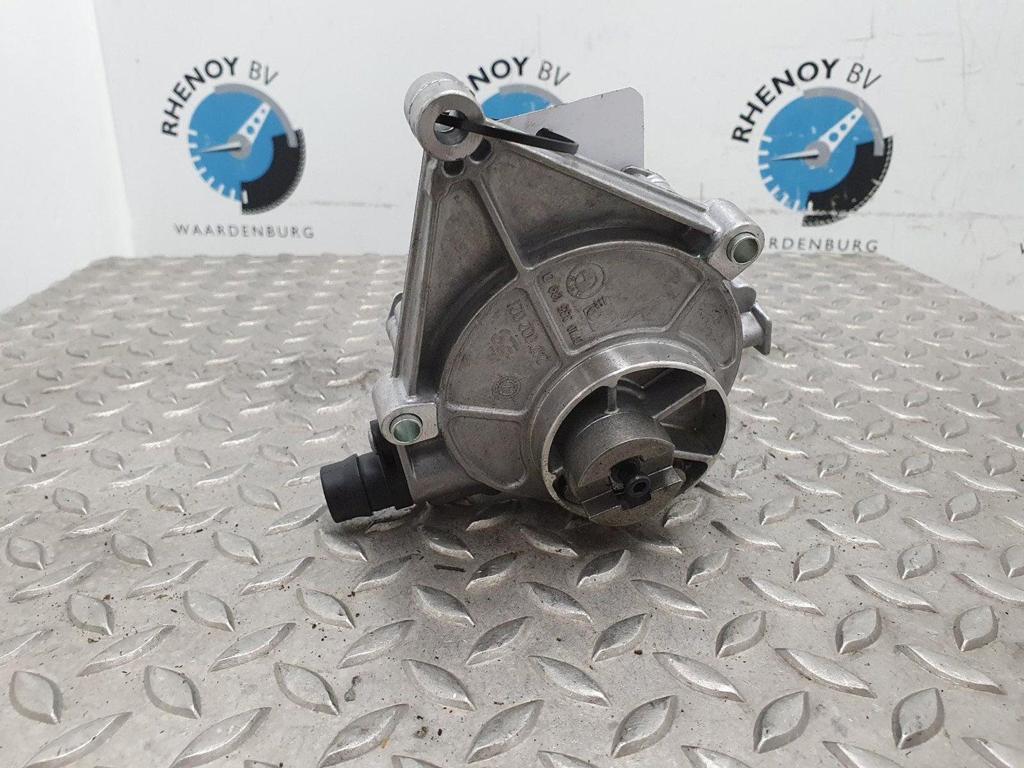 BMW X5 VACUUMPOMP 2018, Ophalen of Verzenden, Gebruikt, Stiba lid