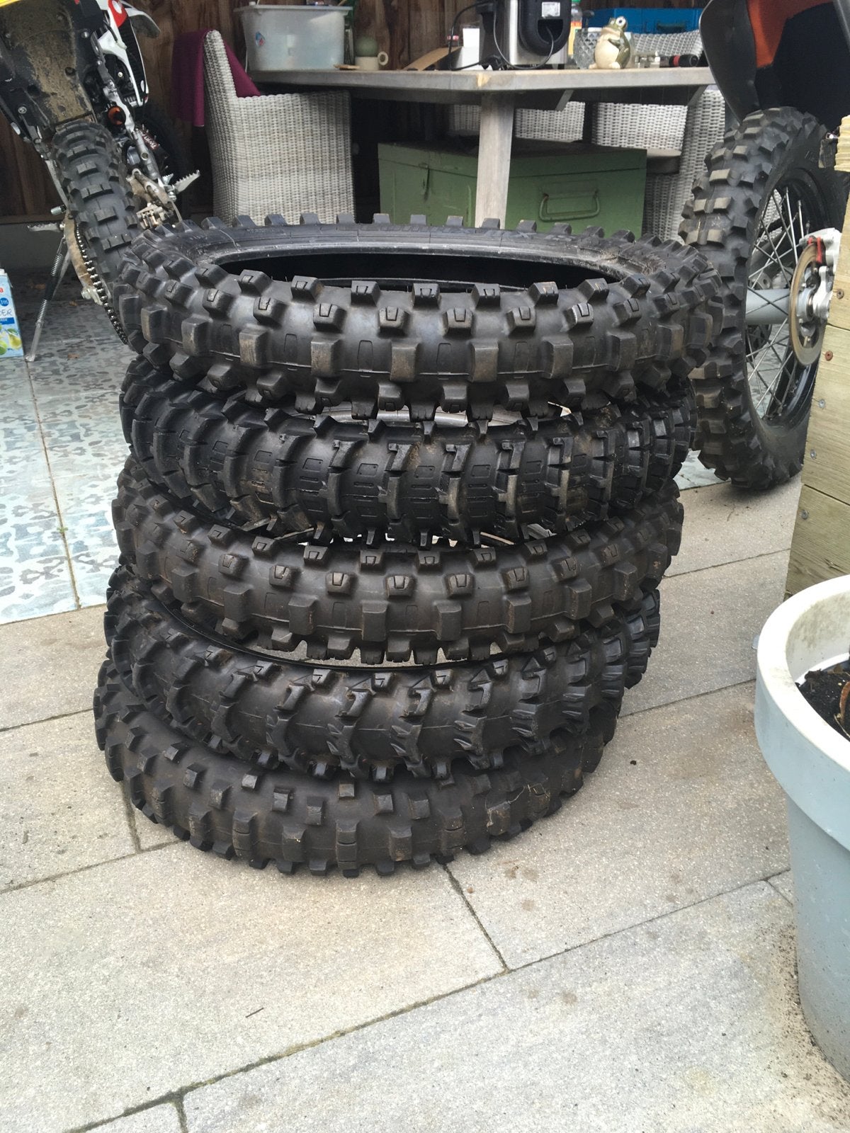 Diverse motorcross banden met goed profiel, Auto-onderdelen, Ophalen, Gebruikt, Overig, Band(en)