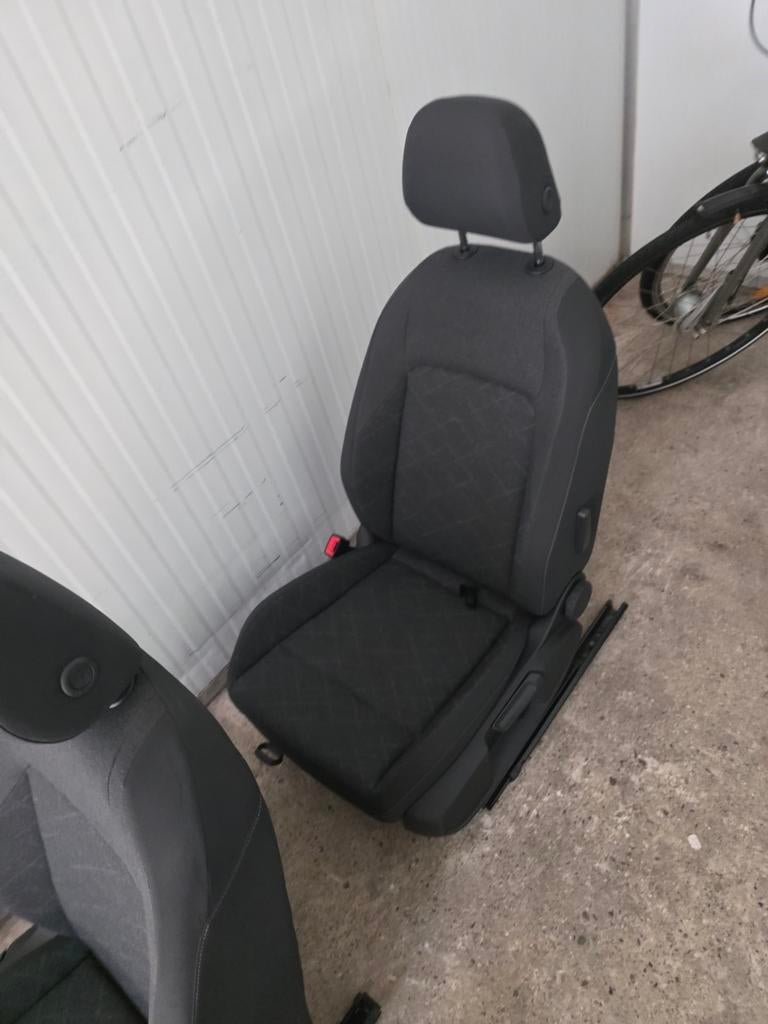 Volkswagen Golf 8 Style Bekleding - Zo goed als nieuw, Auto-onderdelen, Interieur en Bekleding, Ophalen of Verzenden, Gebruikt