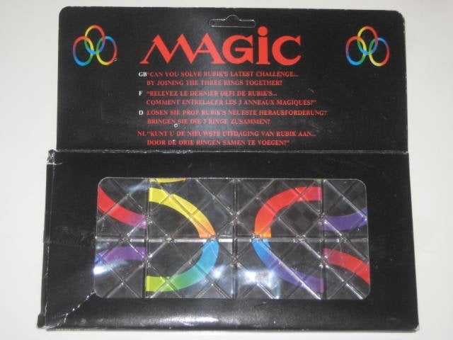 Rubik's magic + boekje,sleutel geheim van de Rubik's magic, Ophalen of Verzenden, 500 t/m 1500 stukjes, Nieuw, Overige typen