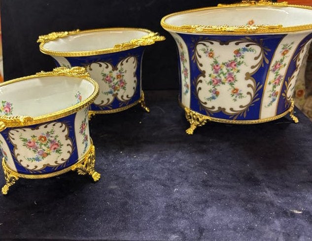 Set van 3 porseleinen plantenbakken met bronzen montuur, Ophalen of Verzenden
