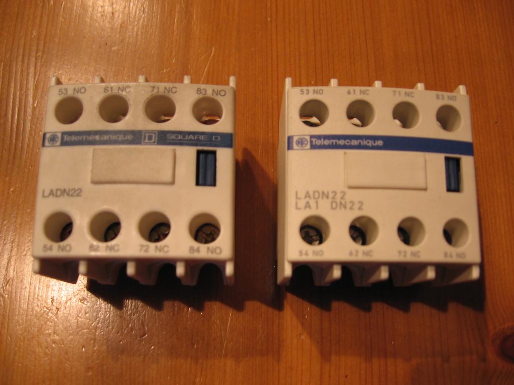 Telemecanique hulpcontacten LADN04,11,13,20,22,31 en 40., Hobby en Vrije tijd, Elektronica-componenten, Ophalen of Verzenden, Gebruikt