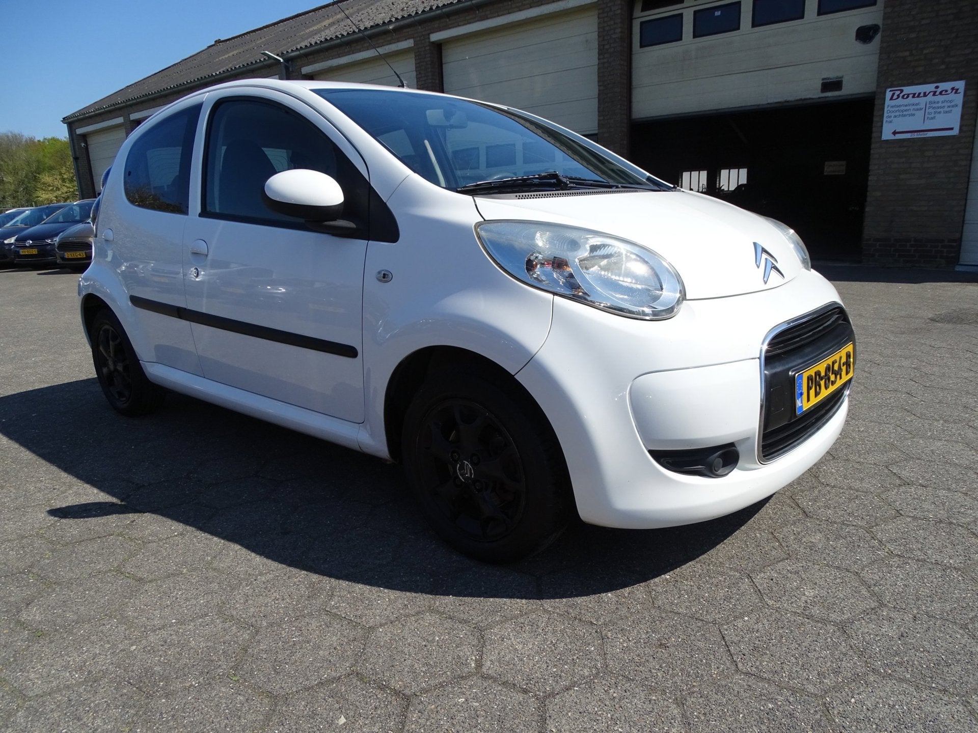 Citroen C1 1.0-12V Ambiance AIRCO/BT/LMV/5 DEURS, Auto's, Voorwielaandrijving, Euro 5, Gebruikt, Zwart