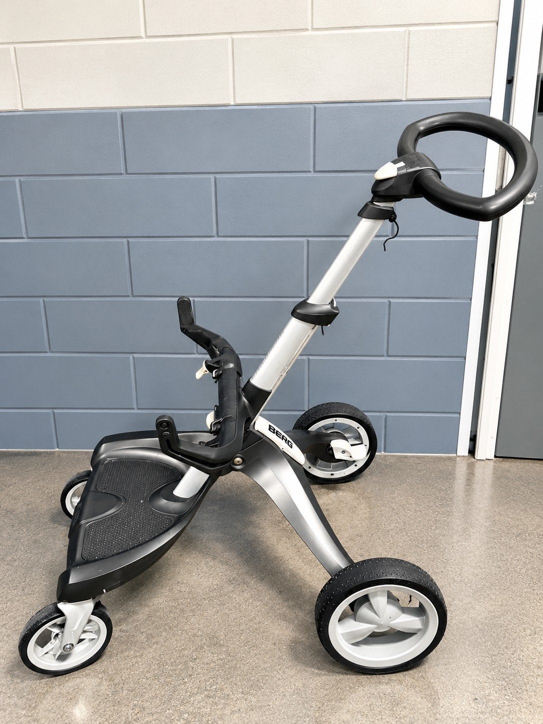 Stokke kinderwagen met gebruikssporen - Meeneemprijsje!, Kinderen en Baby's, Ophalen of Verzenden, Gebruikt, Kinderwagen, Overige merken