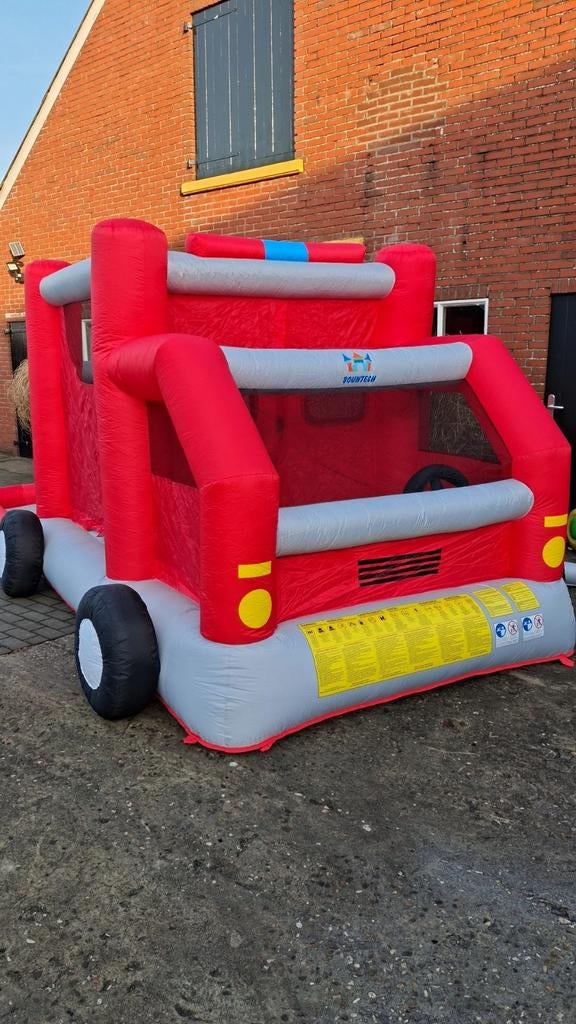 Brandweer springkussen te huur, Ophalen