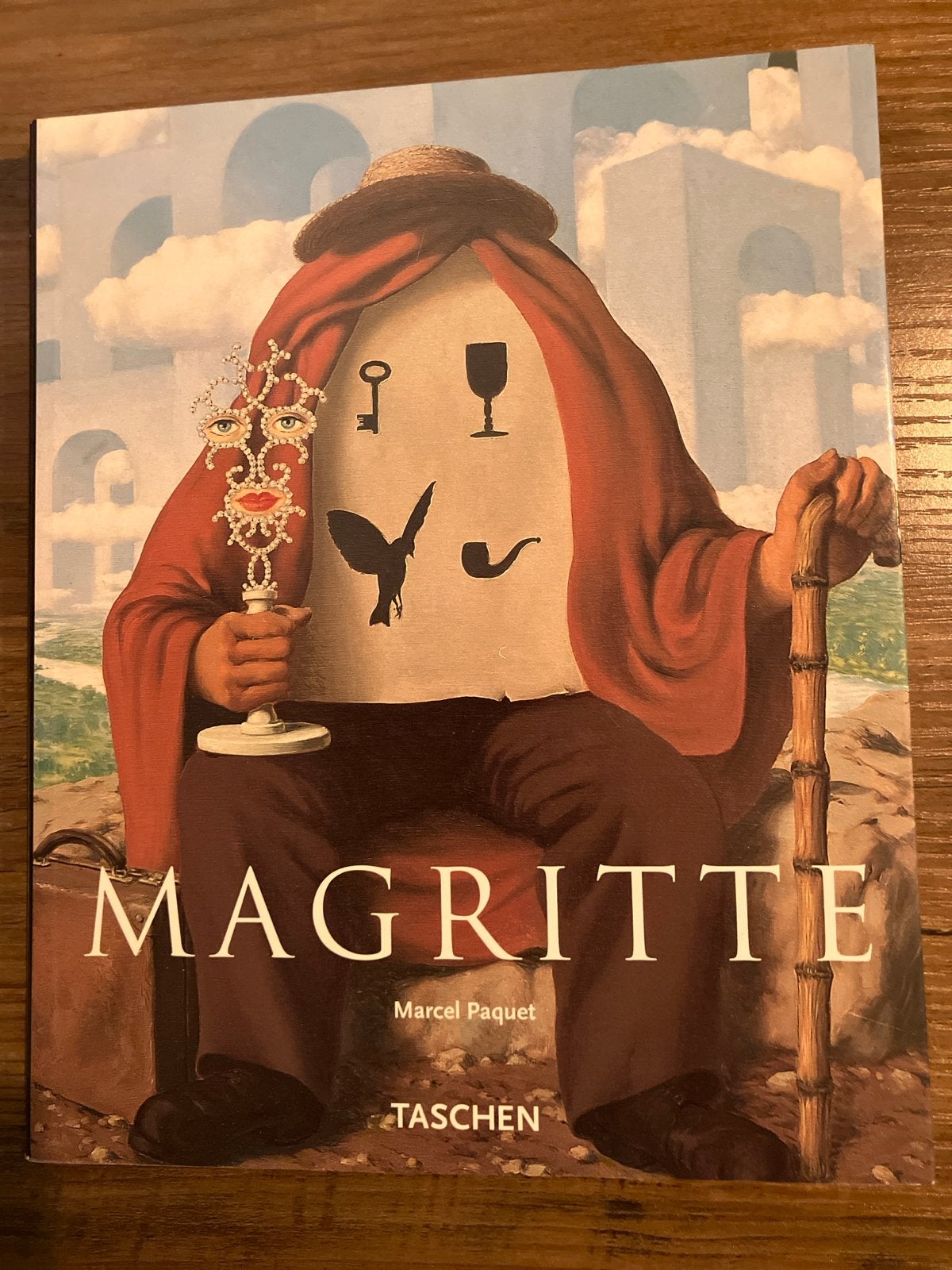 Magritte: De zichtbare gedachte - Marcel Paquet (Taschen), Ophalen of Verzenden, Zo goed als nieuw, Schilder- en Tekenkunst
