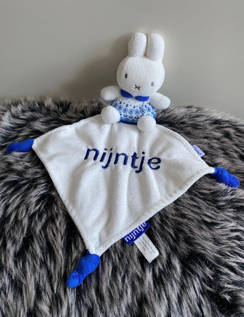 Nijntje knuffeldoekje wit / blauw, Kinderen en Baby's, Speelgoed | Knuffels en Pluche, Ophalen of Verzenden, Zo goed als nieuw