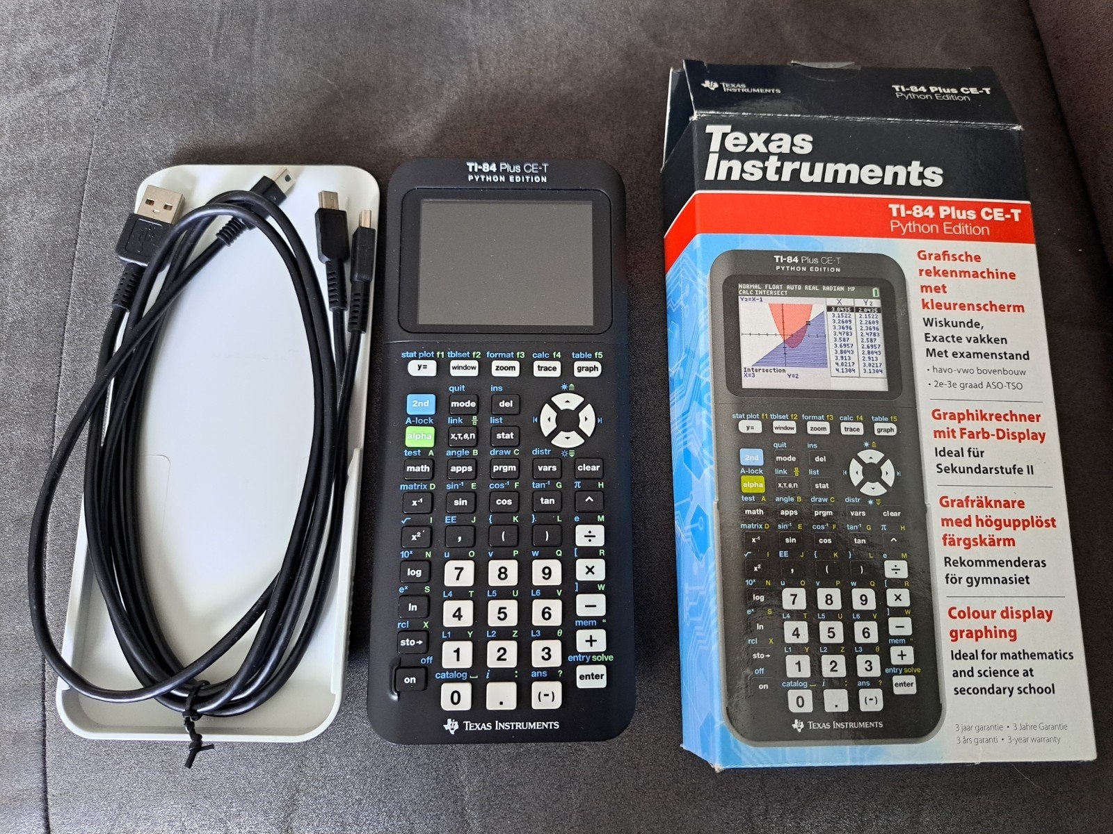 Texas instruments TI-84 plus CE-T, Diversen, Rekenmachines, Ophalen of Verzenden, Grafische rekenmachine, Zo goed als nieuw