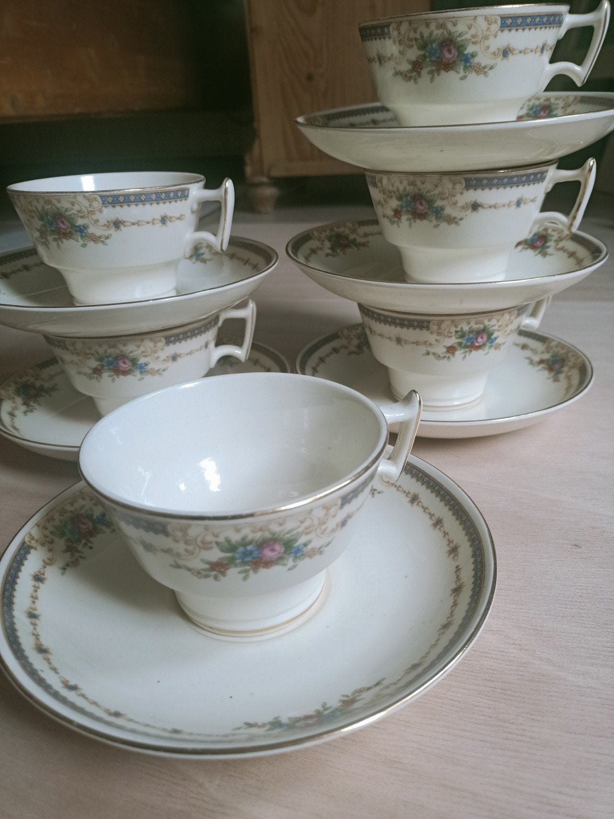 Antiek theeservies Koninklijke Plateelbakkerij Zuid-Holl, Antiek en Kunst, Ophalen of Verzenden
