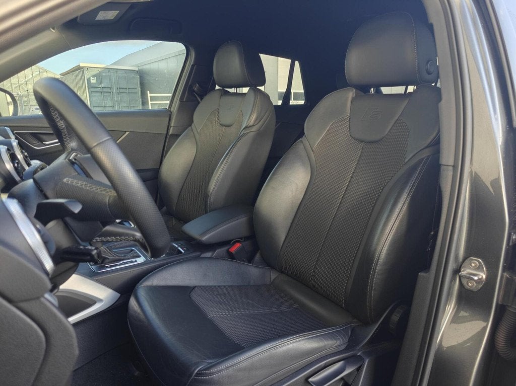 Audi Q2 35 TFSI S Edition, Auto's, Audi, 4 cilinders, 150 pk, Leder en Stof, Origineel Nederlands