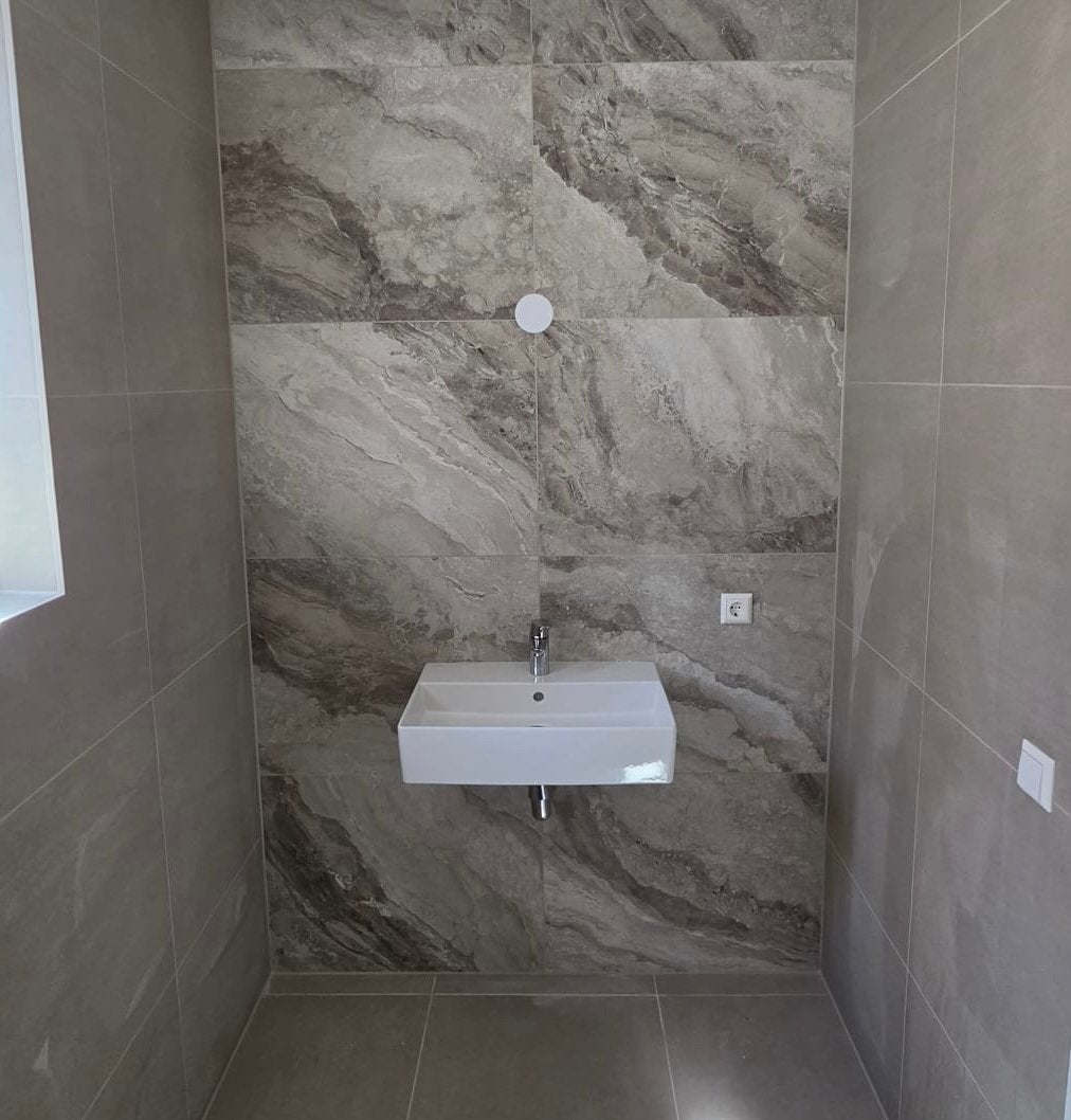 Nieuwe wastafel van Villeroy and Boch, Doe-het-zelf en Verbouw, Sanitair, Ophalen, Nieuw, Wastafel