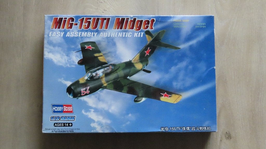 Mig 15 UTI tweezitter Hobbyboss 1/72, Overige merken, 1:72 tot 1:144, Nieuw, Ophalen of Verzenden