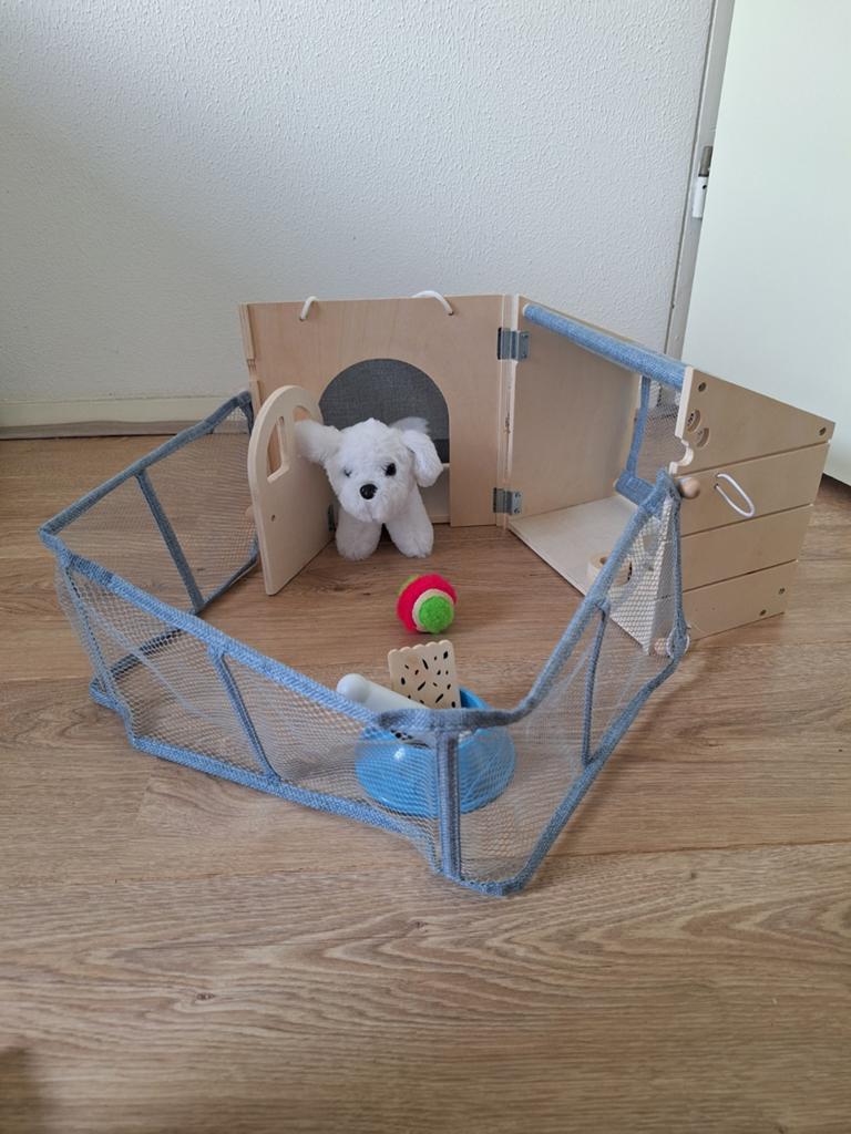 Play tive hondenhokje met hondje en accessoires, Kinderen en Baby's, Ophalen of Verzenden