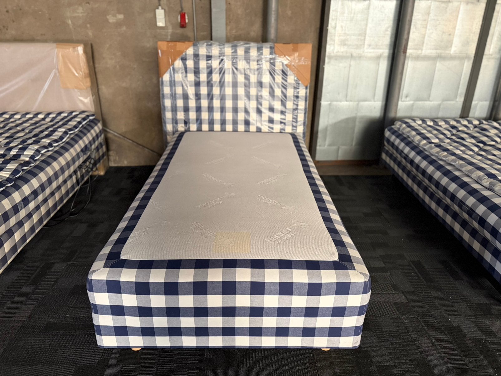 Hastens Superia Firm 105x210 incl. Hoofdbord, Ophalen of Verzenden, Zo goed als nieuw