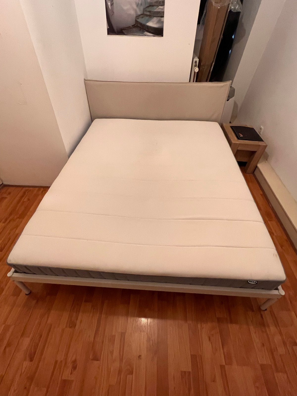 Tweepersoonsbed met lattenbodem en evt matras ZGAN, Huis en Inrichting, Beige, Tweepersoons, Ophalen of Verzenden, Zo goed als nieuw