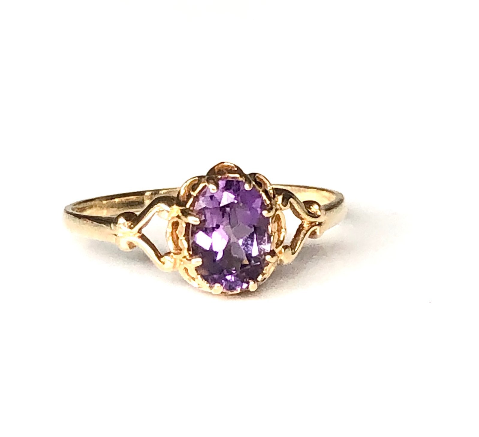 Zgan 9k gouden amethist ring maat 17 3/4, Sieraden, Tassen en Uiterlijk, Ringen, Ophalen of Verzenden, Zo goed als nieuw, 17 tot 18