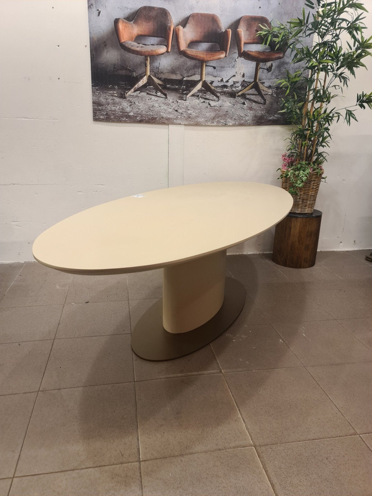 Nieuwe Richmond Tivoli eettafel ovaal 250x110cm sand €945, Ophalen, Hout, Meerkleurig, .