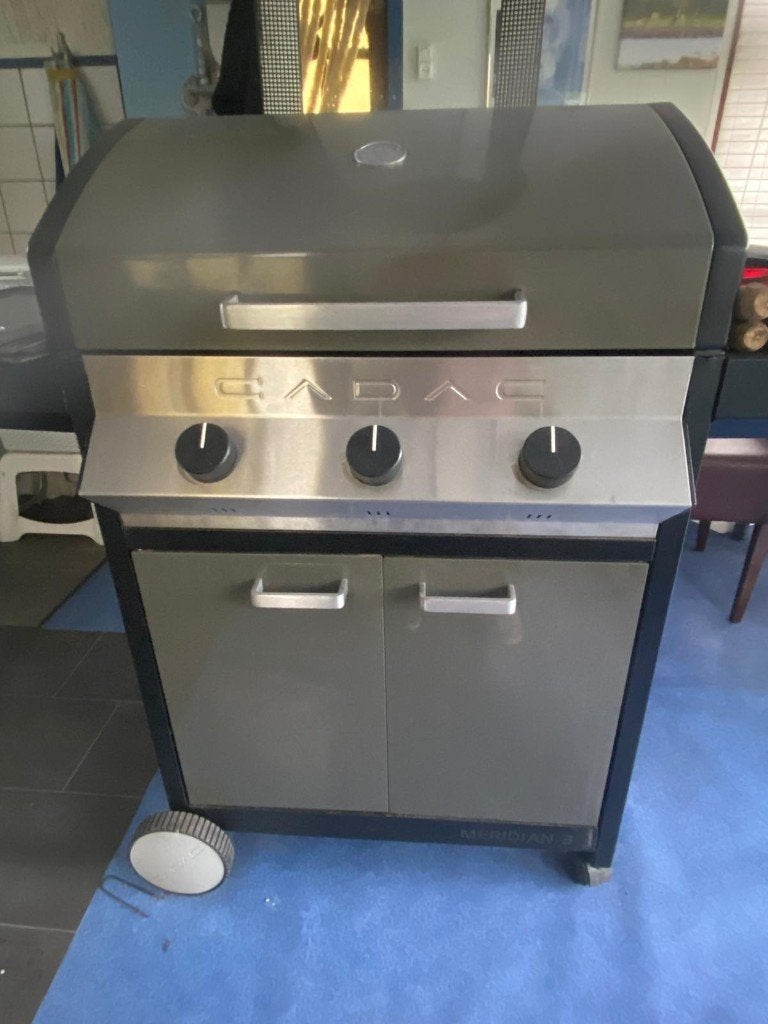 Gas barbecue Cadac met hoes nette staat, Ophalen, Zo goed als nieuw