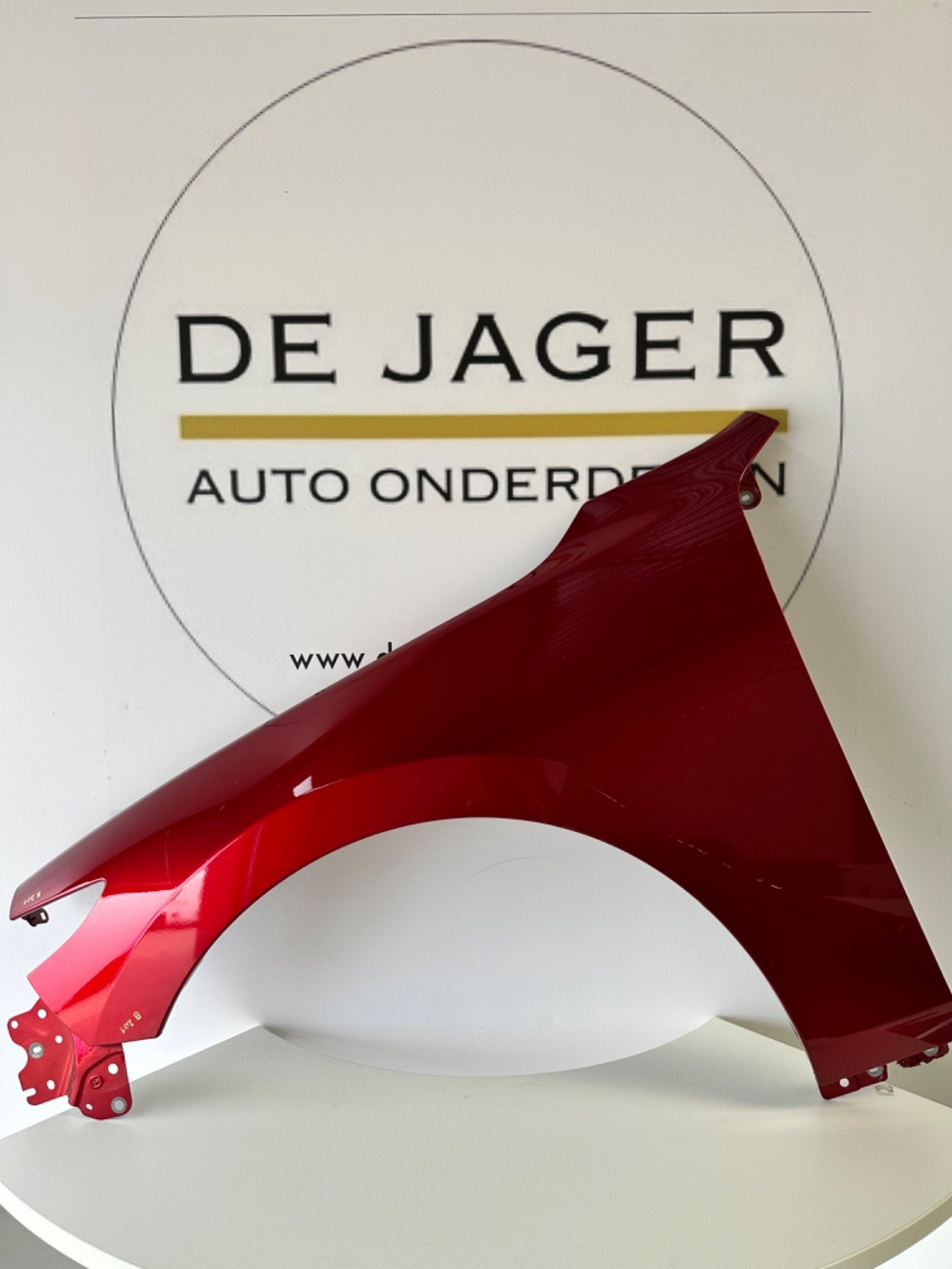 MAZDA 3 III VOORSCHERM SPATBORD LINKS ORIGINEEL, Gebruikt, Shinchi, Fuchu-Cho 3-1
730-8670  Hiroshima, Mazda Motor Corporation