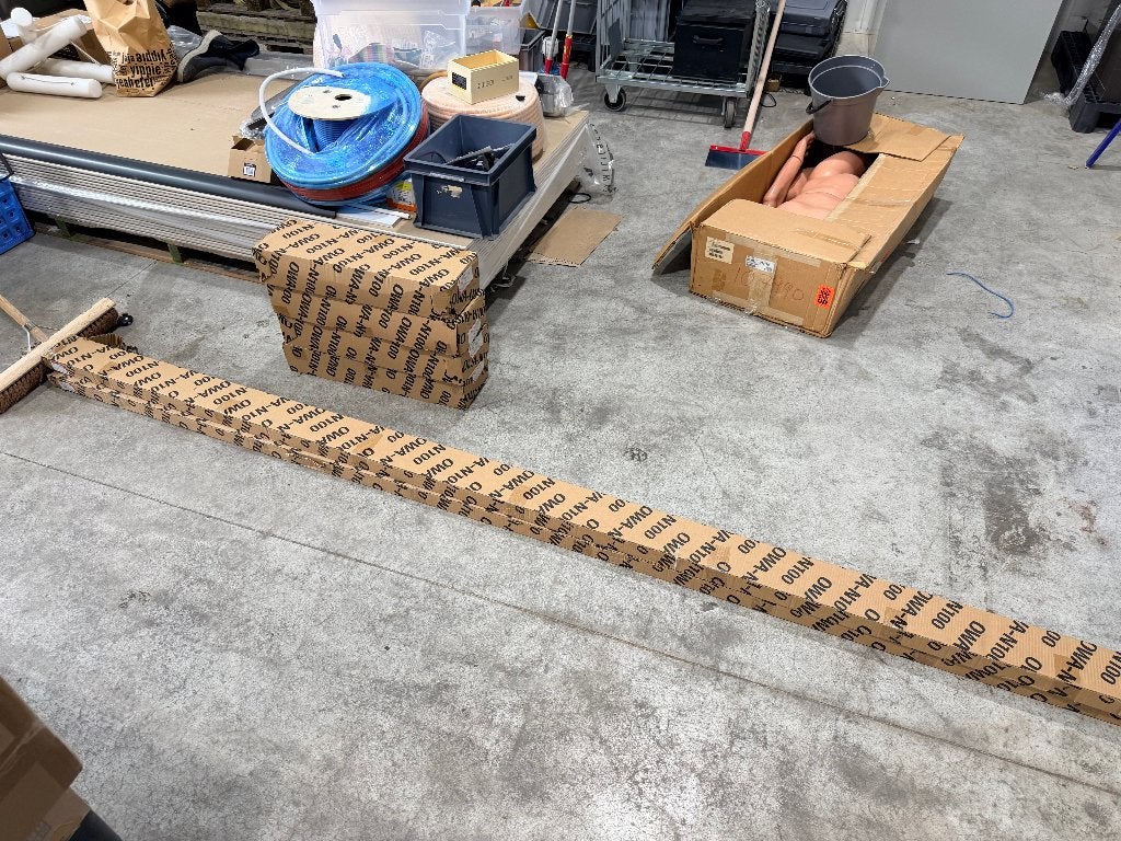 plafond profielen T24 – 300x 600 mm + lange hoofdprofielen, Doe-het-zelf en Verbouw, Ophalen, Nieuw, Overige materialen, Minder dan 20 mm