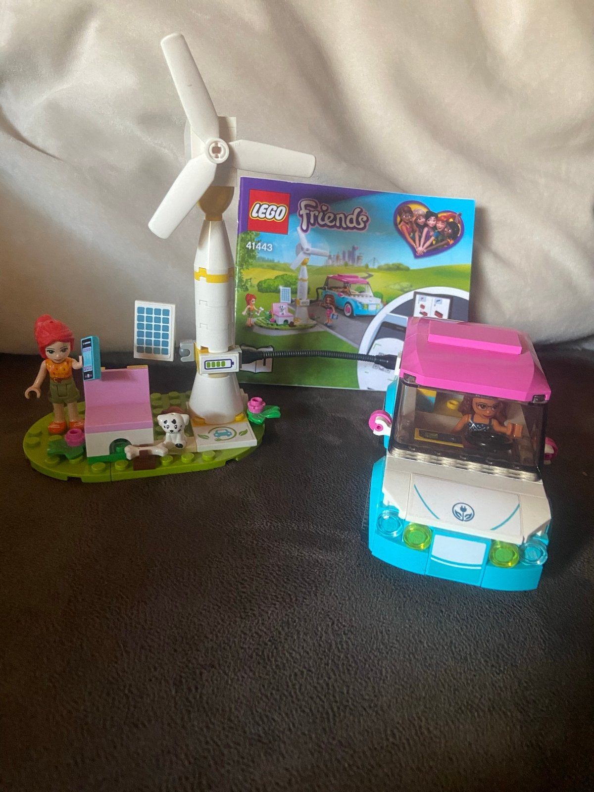 LEGO Friends 41443 Olivia's elektrische auto met windmolen, Lego, Compleet, Ophalen of Verzenden, Zo goed als nieuw