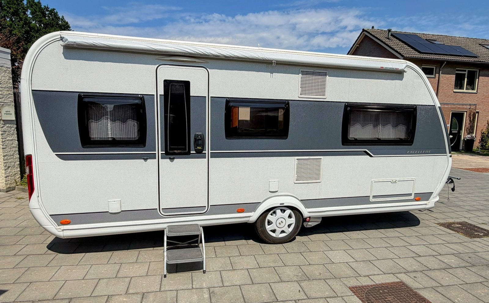 Caravan Hobby Excellent 495 UL met lengtebedden, Caravans en Kamperen, Caravans, Particulier, tot en met 4, 1250 - 1500 kg, Rondzit