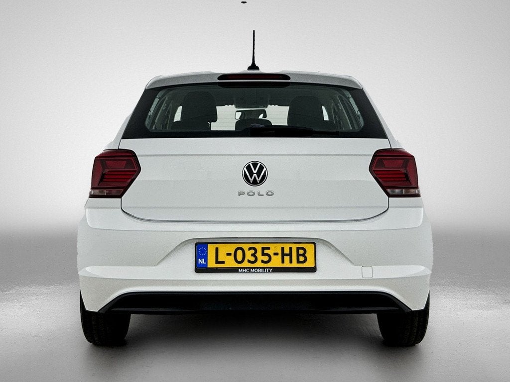 Volkswagen Polo 1.0 TSI Comfortline (bj 2021), Gebruikt, Origineel Nederlands, Bedrijf, Handgeschakeld
