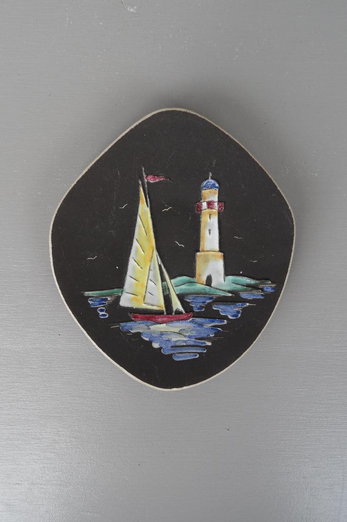 Rusha Wandschotel Zeilboot en vuurtoren, Antiek en Kunst, Antiek | Wandborden en Tegels, Ophalen
