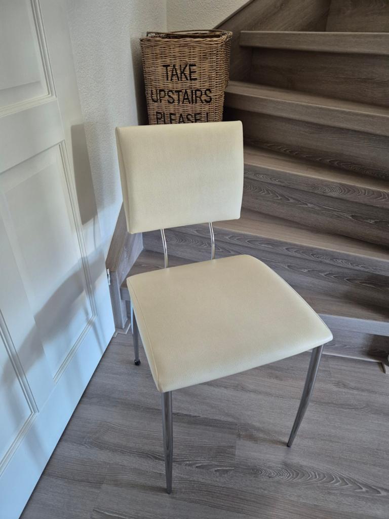 Make up tafel Stoel in off white met zilveren poten, Ophalen of Verzenden, Zo goed als nieuw, Wit, Eén