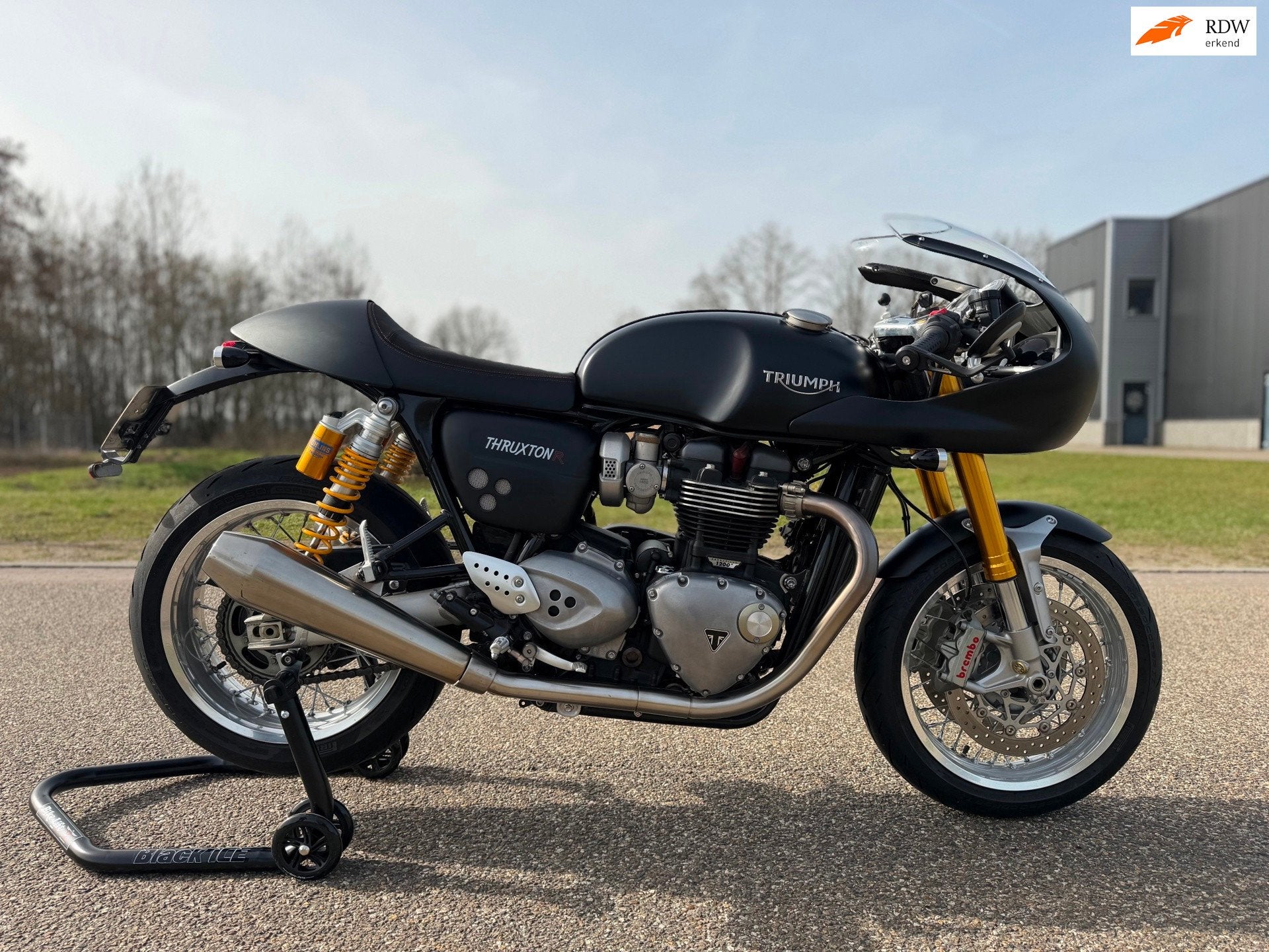 Triumph Chopper Thruxton 1200 R Cafe Race edition, Motoren, Motoren | Triumph, Bedrijf, Chopper, meer dan 35 kW, ABS, Traction Control