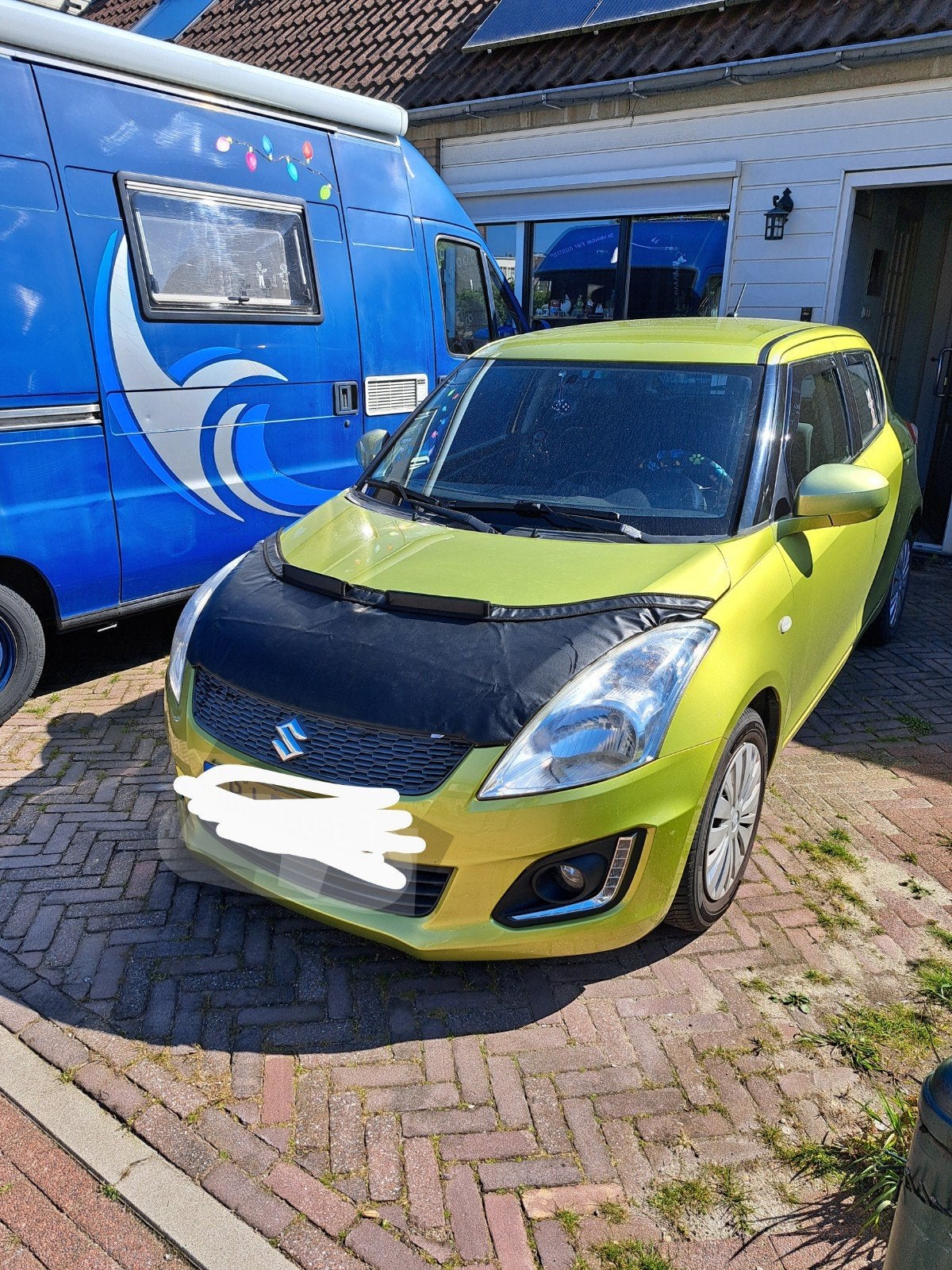 Brahoes tegen steenslag voor suzuki swift, Ophalen