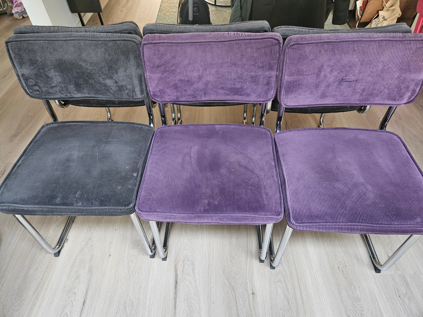 Set van 6 ribfluwelen stoelen - 3 grijs, 3 paars, Ophalen, Modern, Retro, Gebruikt, Overige kleuren